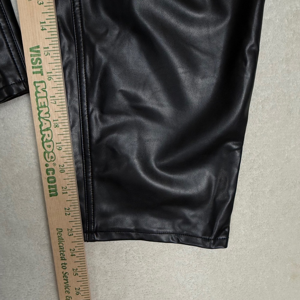 Abercrombie & Fitch Vegan Leather Ankle Straight High Rise Black Pants Size 31 - Picture 4 of 8